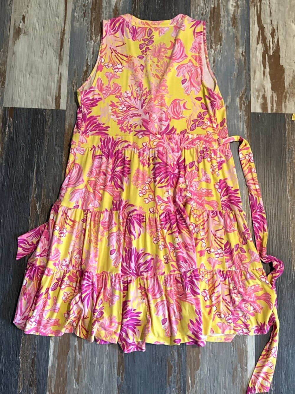 Lilly Pulitzer Folly Floral Wrap Dress Womens Large Yellow Pink Soft Knit Ruffle - Picture 4 of 10